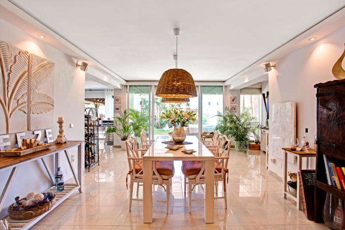 Living Area (ground floor)