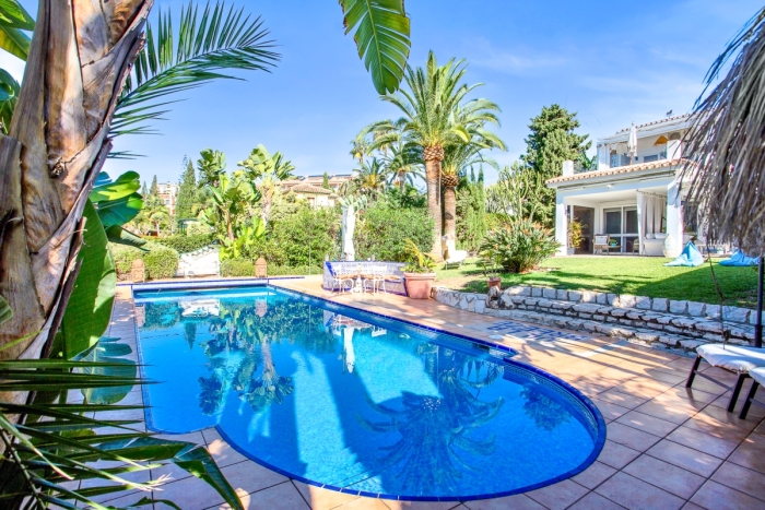 Garden & Pool
