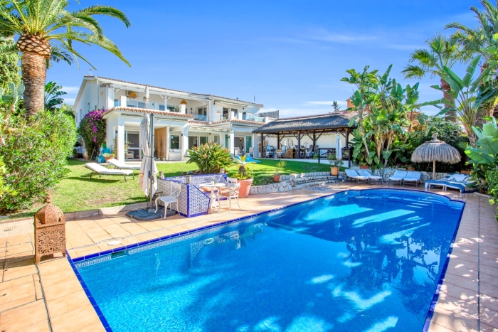 Garden & Pool
