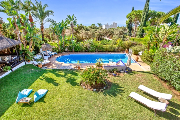 Garden & Pool