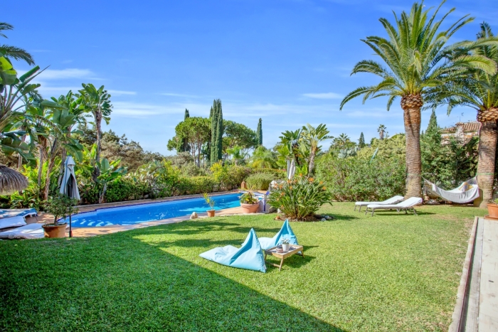 Garden & Pool